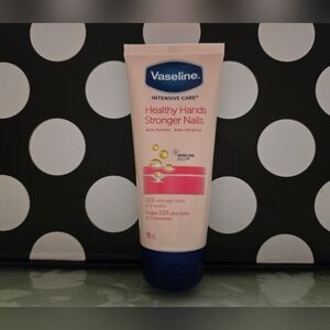 5/$25✨️Vaseline Hand Cream✨️